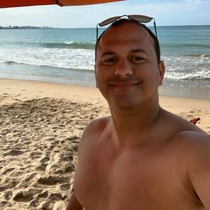 Meet your Posher, Guillo